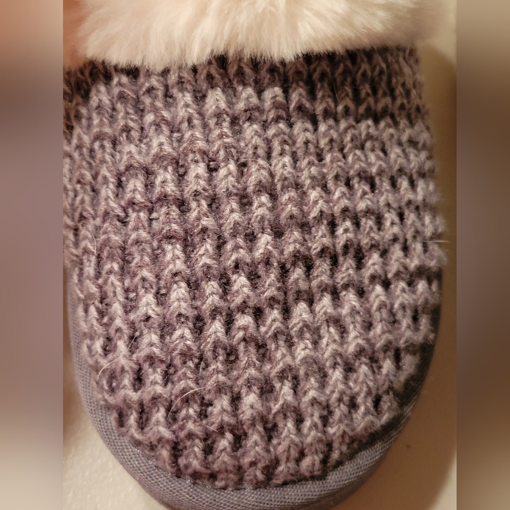 Union Bay Womens Love Faux Fur Sweater Slippers.  Gray   Womens Size 8 - Picture 7 of 8